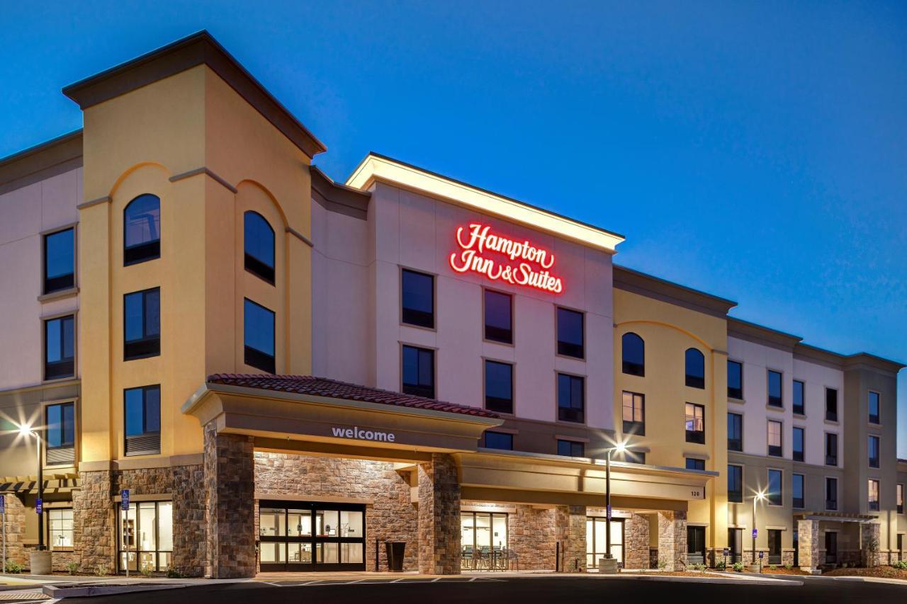 Hampton Inn & Suites Marina Εξωτερικό φωτογραφία