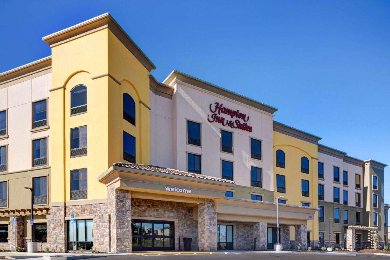 Hampton Inn & Suites Marina Εξωτερικό φωτογραφία