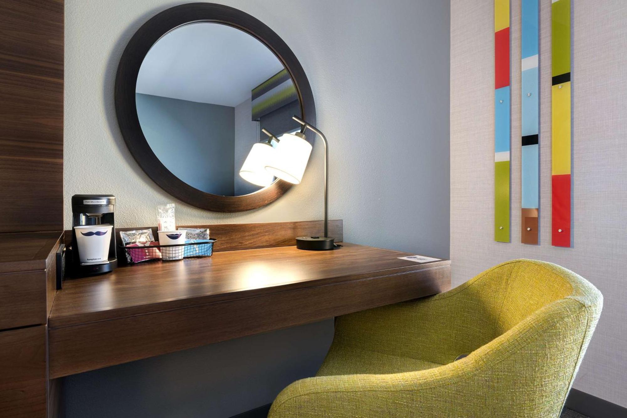 Hampton Inn & Suites Marina Εξωτερικό φωτογραφία
